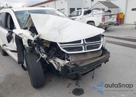 2017 Dodge Journey Se Awd z USA, uszkodzony, nr VIN 3C4PDDAG2HT583840
